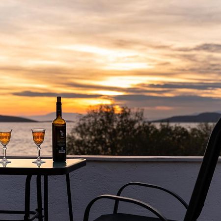 Marmari Ο Μόλος公寓 外观 照片